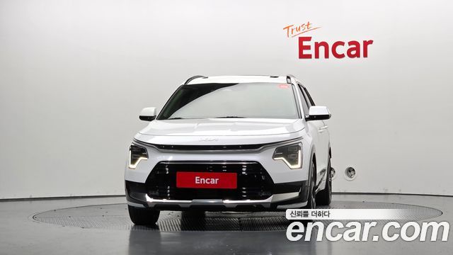 Kia Niro Signature — пробег 31 547 км — фото 3 из 5