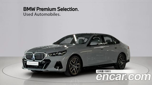 BMW 5-Series 520i M Sport — пробег 4 347 км — фото 1 из 5