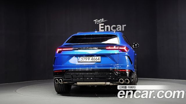 Lamborghini Urus из Кореи Encar