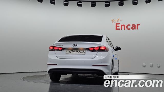 Hyundai AVANTE из Кореи Encar