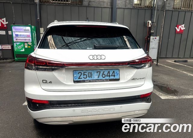 Audi Q4 e-tron 40 — пробег 170 000 км — фото 4 из 5