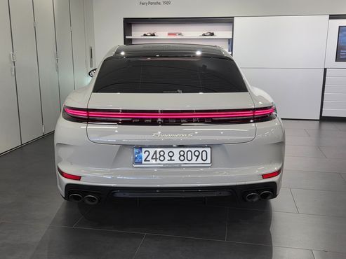 Porsche Panamera 2.9 AWD E-Hybrid — пробег 20 747 км — фото 4 из 5