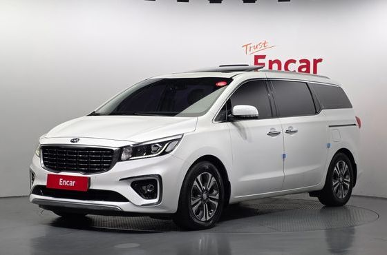 Kia Carnival 9-Seater Luxury — пробег 138 548 км — фото 1 из 5