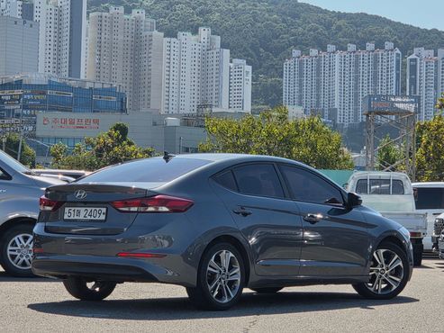 Hyundai AVANTE 1.6 GDI Value Plus — пробег 162 256 км — фото 5 из 5