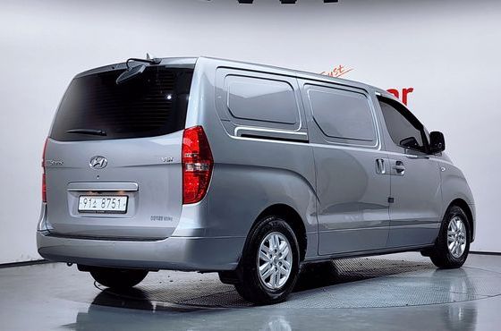 Hyundai Starex 3-Seater VAN Smart Special — пробег 145 275 км — фото 2 из 5