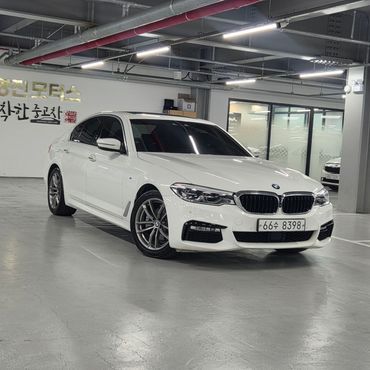 BMW 5-Series 520d xDrive M Sport Package Plus — пробег 138 241 км — фото 2 из 5