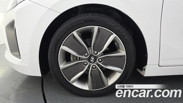 Hyundai Ioniq N Plus — пробег 92 995 км — фото 5 из 5