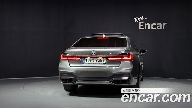 BMW 7-Series 730Ld xDrive — пробег 195 100 км — фото 4 из 5