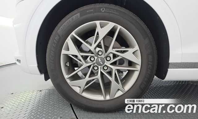 Genesis GV70 из Кореи Encar