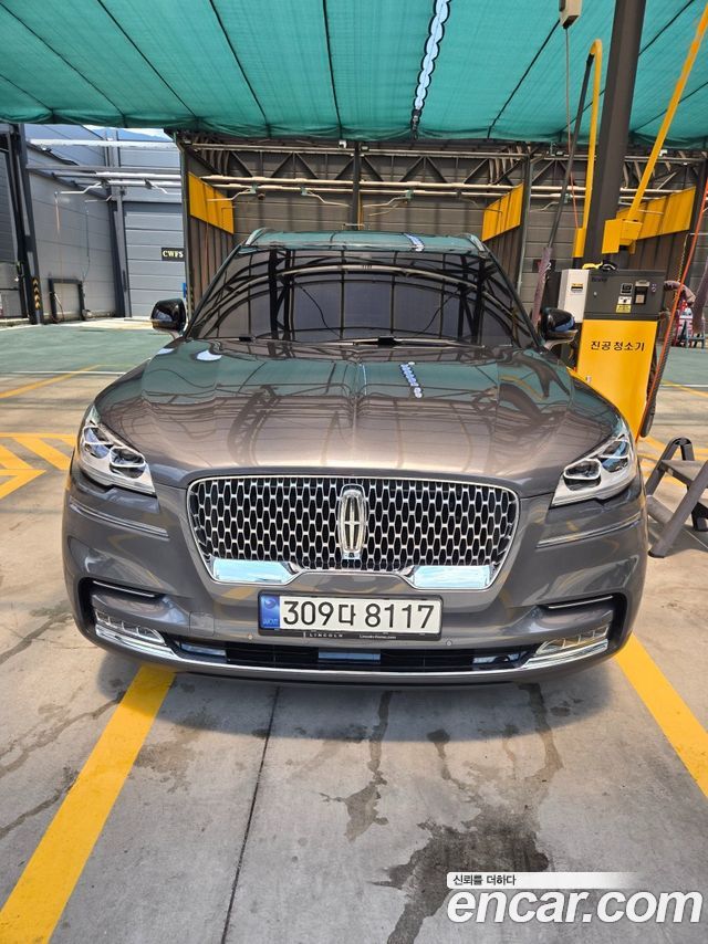 Lincoln Aviator 3.0 Reserve  AWD — пробег 54 299 км — фото 1 из 5