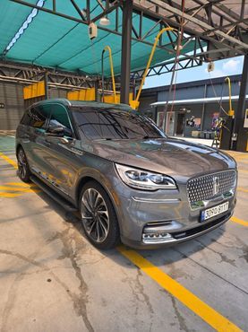 Lincoln Aviator 3.0 Reserve AWD — пробег 54 299 км — фото 2 из 5