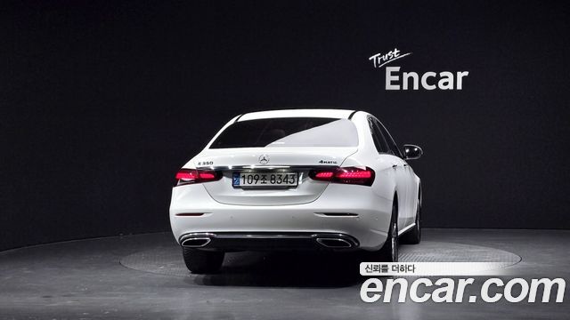 Mercedes-Benz E-Class E350 4MATIC Avantgarde — пробег 50 403 км — фото 4 из 5