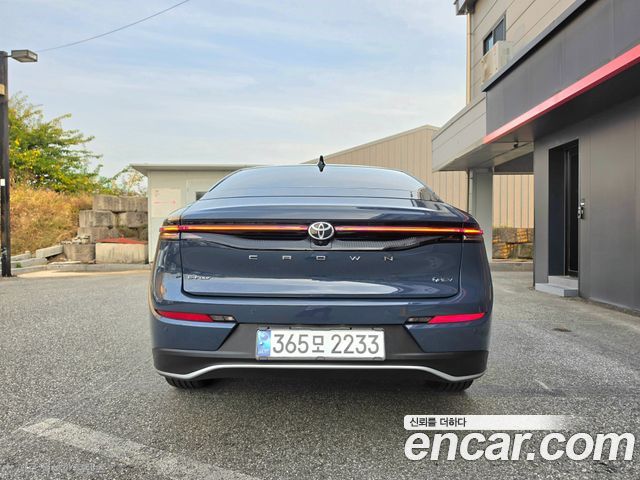 Toyota Crown 2.5 4WD Hybrid — пробег 13 900 км — фото 4 из 5