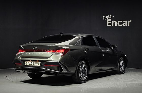 Hyundai AVANTE Modern — пробег 13 501 км — фото 2 из 5