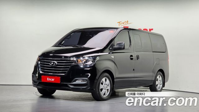 Hyundai Starex Wagon 12-Seater Smart — пробег 142 792 км — фото 1 из 5