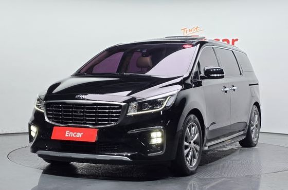 Kia Carnival 9-Seater Noblesse Special — пробег 139 533 км — фото 1 из 5