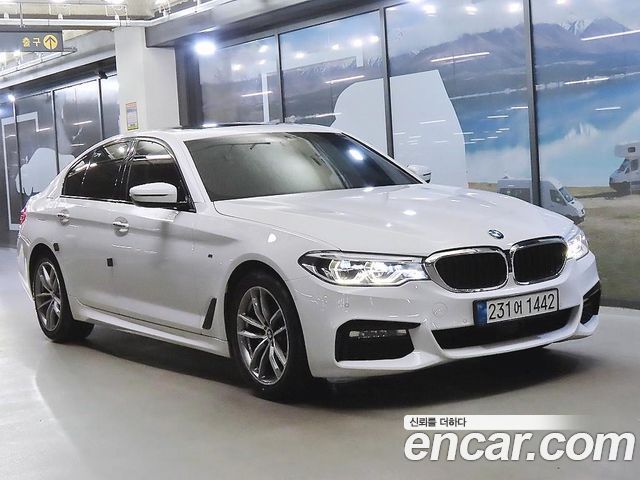 BMW 5-Series 520d M Sport Package Plus — пробег 90 925 км — фото 1 из 5