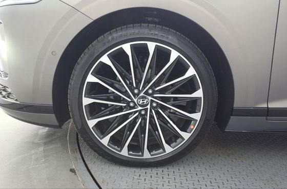 Hyundai Grandeur Calligraphy — пробег 8 788 км — фото 5 из 5