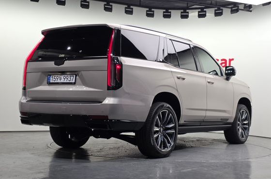 Cadillac Escalade 6.2 Sports Platinum — пробег 63 572 км — фото 2 из 5