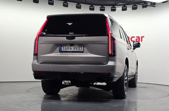 Cadillac Escalade 6.2 Sports Platinum — пробег 63 572 км — фото 4 из 5