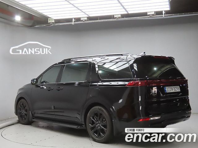 Kia Carnival Diesel 7-Seater Signature — пробег 56 050 км — фото 3 из 5