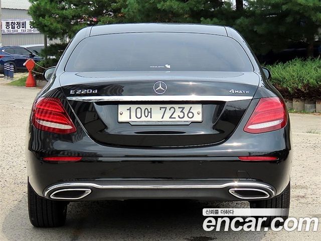 Mercedes-Benz E-Class из Кореи Encar
