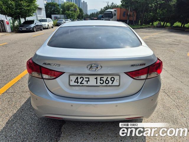 Hyundai AVANTE M16 GDI Luxury — пробег 115 798 км — фото 4 из 5