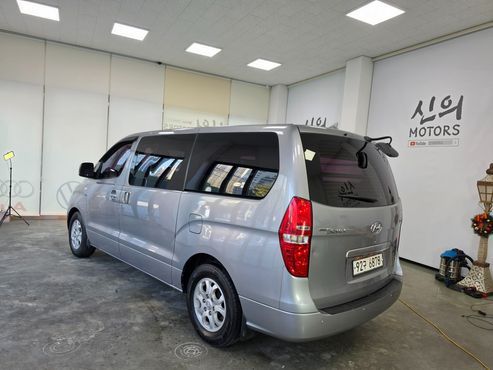 Hyundai Starex 5-Seater VAN CVX Premium — пробег 110 680 км — фото 2 из 5