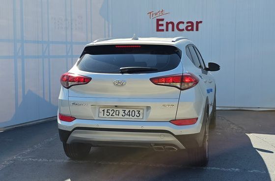 Hyundai Tucson Diesel 2.0 2WD Modern — пробег 110 520 км — фото 4 из 5
