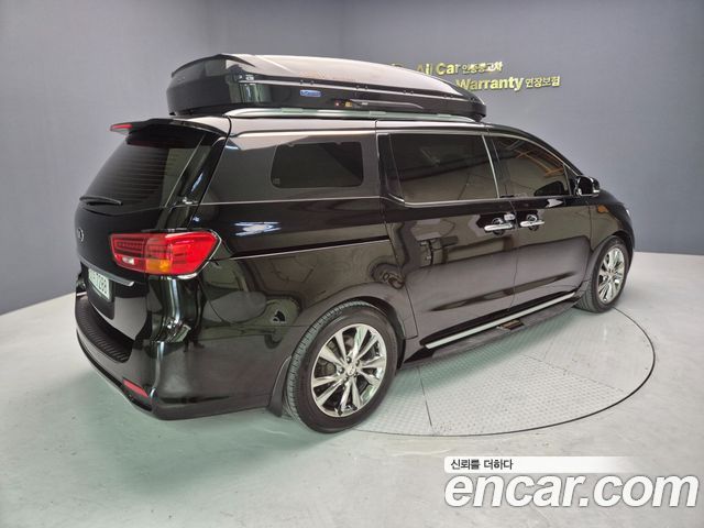 Kia Carnival из Кореи Encar