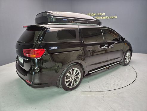 Kia Carnival 9-Seater Noblesse — пробег 141 000 км — фото 2 из 5