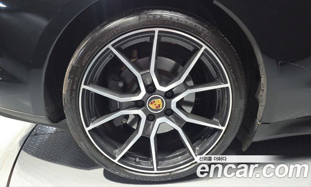 Porsche Taycan Base — пробег 54 051 км — фото 5 из 5