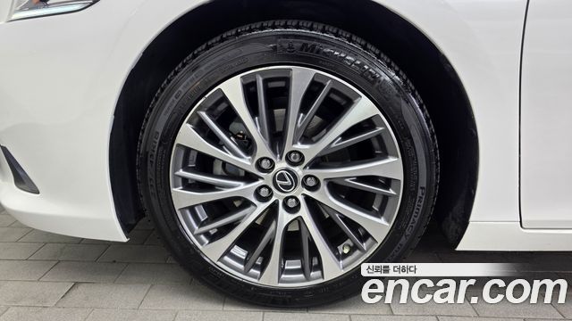 Lexus ES из Кореи Encar
