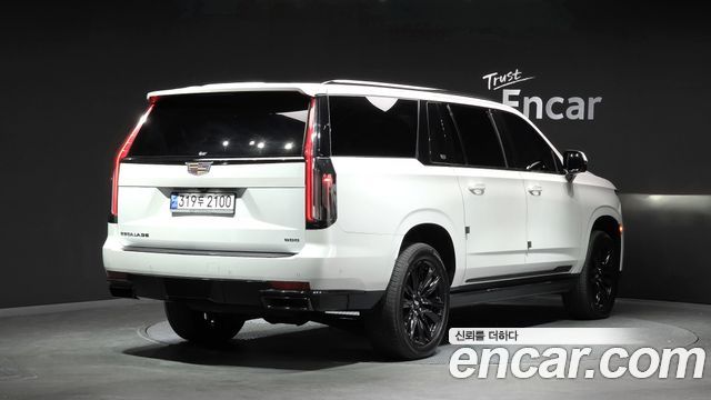 Cadillac Escalade 6.2 ESV ESV Sports Platinum — пробег 34 235 км — фото 2 из 5