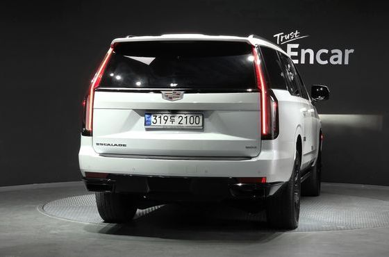 Cadillac Escalade 6.2 ESV ESV Sports Platinum — пробег 34 235 км — фото 4 из 5