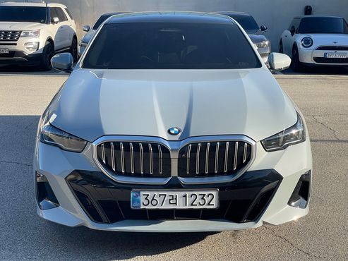 BMW 5-Series 520i M Sport — пробег 12 626 км — фото 3 из 5