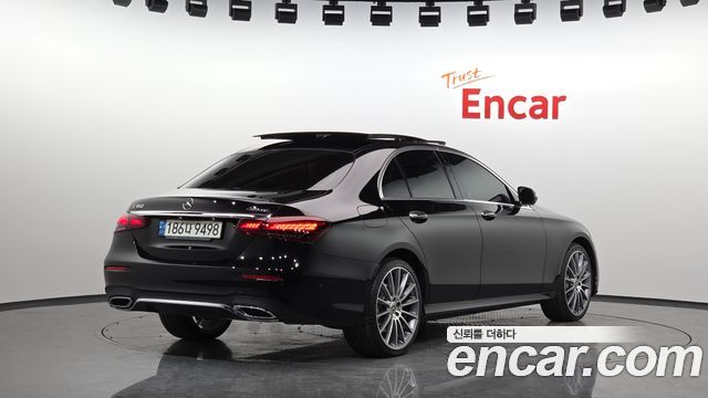 Mercedes-Benz E-Class E350 4MATIC AMG Line — пробег 35 694 км — фото 2 из 5