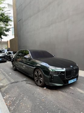BMW i7 eDrive 50 M Sport Limited — пробег 24 000 км — фото 5 из 5