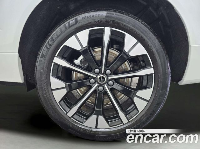 Volvo XC60 T8 Ultra Bright — пробег 3 645 км — фото 5 из 5