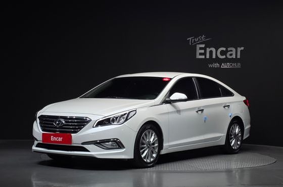 Hyundai Sonata 2.0 Smart — пробег 121 079 км — фото 1 из 5