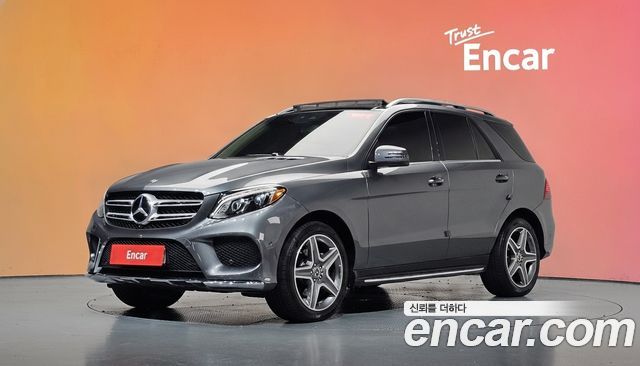Mercedes-Benz GLE-Class GLE350 d 4MATIC Premium — пробег 114 618 км — фото 1 из 5