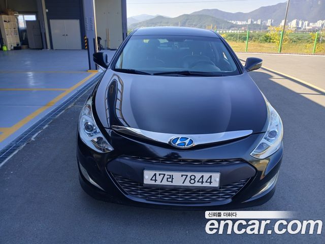 Hyundai Sonata 2.0 Premium — пробег 151 150 км — фото 3 из 5