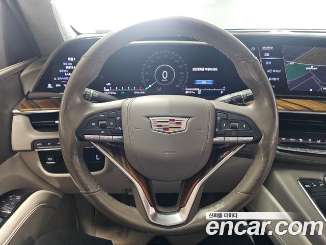 Cadillac Escalade 6.2 Sports Platinum — пробег 107 763 км — фото 5 из 5
