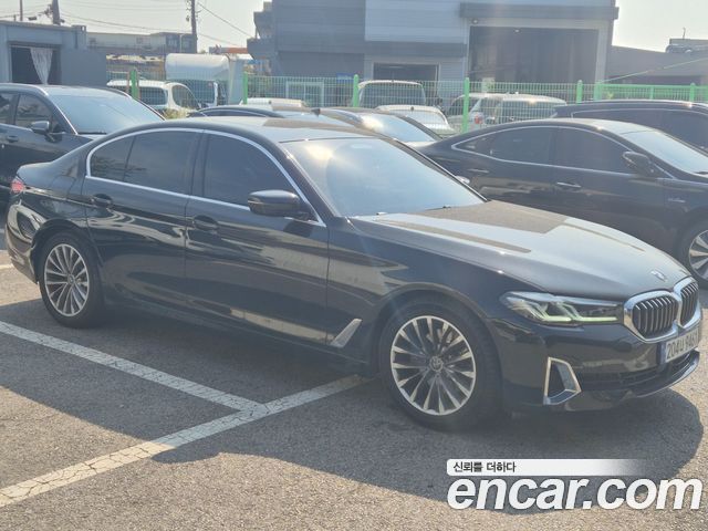BMW 5-Series 520i Luxury — пробег 35 871 км — фото 2 из 5