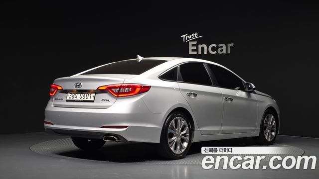 Hyundai Sonata 2.0 Smart Special — пробег 182 417 км — фото 2 из 5