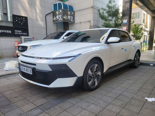 Hyundai AVANTE 2.0 Inspiration — пробег 1 000 км — фото 1 из 5