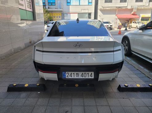 Hyundai AVANTE 2.0 Inspiration — пробег 1 000 км — фото 4 из 5