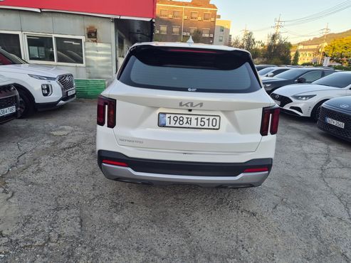 Kia Sorento Gasoline 2.5T 2WD Prestige — пробег 13 000 км — фото 4 из 5