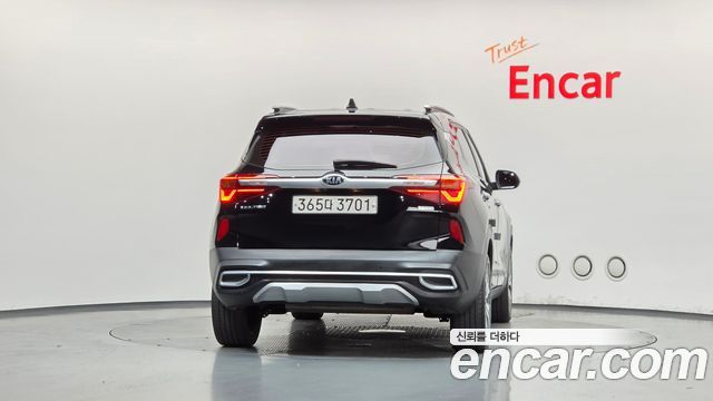 Kia Seltos из Кореи Encar