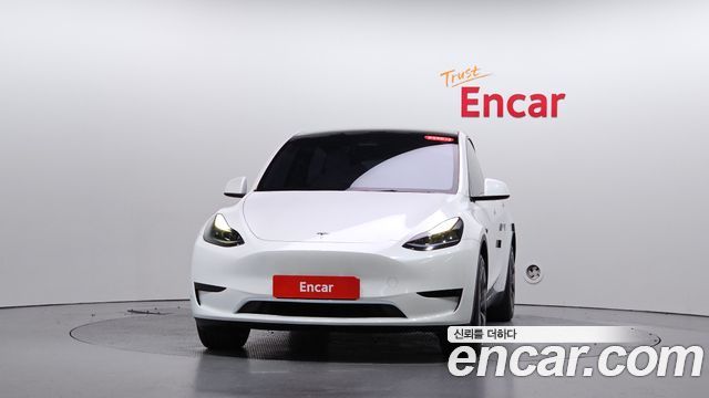 Tesla Model Y RWD — пробег 48 128 км — фото 3 из 5